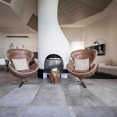 Am Gardasee Mit Privatem Badesteg By Interhome كاستيليتو دو برينزون